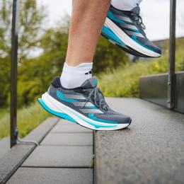 adidas Supernova Charge Men | IH0415 Angebot kostenlos vergleichen bei topsport24.com.